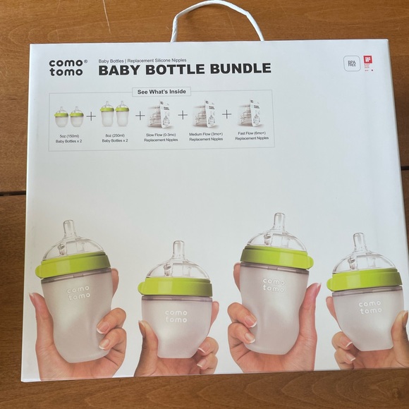 Other - Comotomo Baby Bottle Bundle-Green